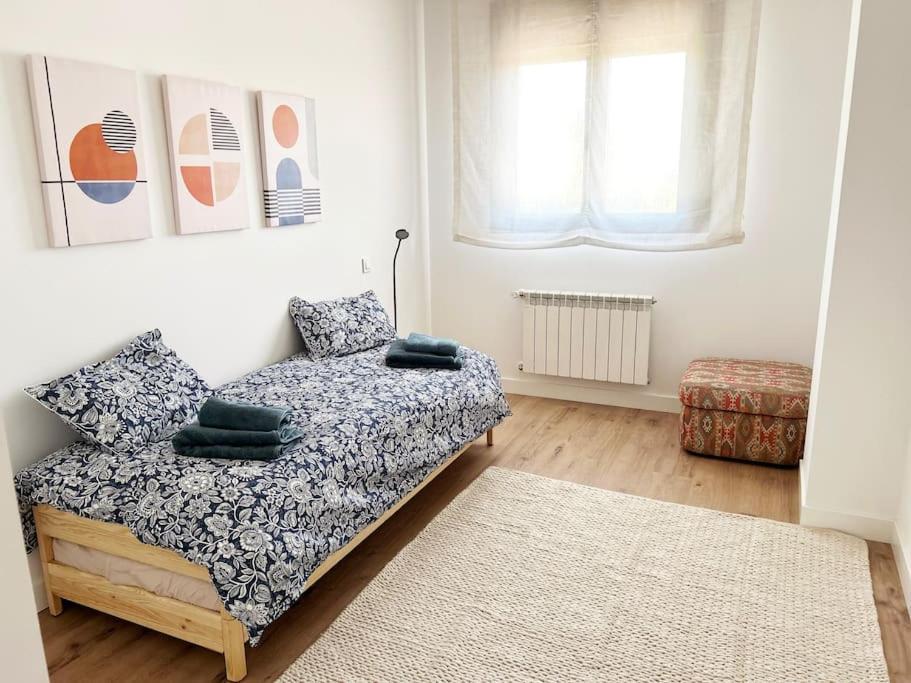 Apartamento De Cuatro Habitaciones En Talavera Talavera de la Reina Exteriör bild