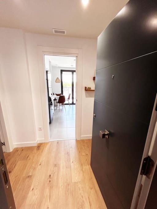 Apartamento De Cuatro Habitaciones En Talavera Talavera de la Reina Exteriör bild