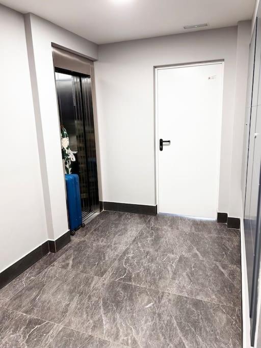 Apartamento De Cuatro Habitaciones En Talavera Talavera de la Reina Exteriör bild